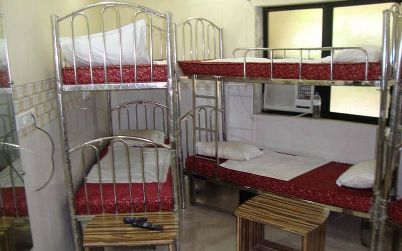 Hotel Baldev Palace Lodging & Boarding, Navi Mumbai 4
